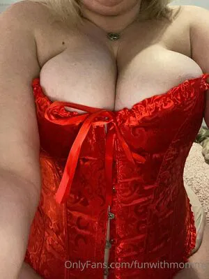 Funwithmommy OnlyFans Leaked Free Thumbnail Picture - #F4wpgEmVIx