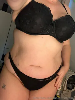 Funwithmommy OnlyFans Leaked Free Thumbnail Picture - #GviPxCkMNT
