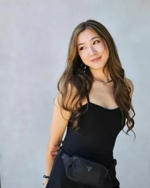 Fuslie OnlyFans Leaked Free Thumbnail Picture - #5bDJore1D4