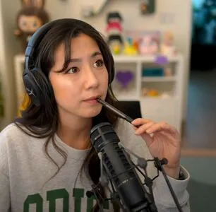 Fuslie OnlyFans Leaked Free Thumbnail Picture - #8yRs3NUIss