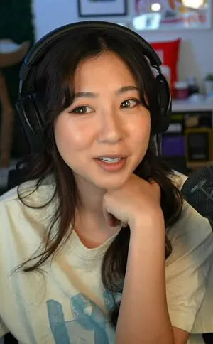 Fuslie OnlyFans Leaked Free Thumbnail Picture - #FqWldO4iMN