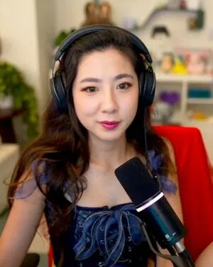Fuslie OnlyFans Leaked Free Thumbnail Picture - #J4wa7F2KIx