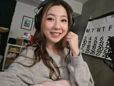 Fuslie OnlyFans Leaked Free Thumbnail Picture - #KHDfCPPGb5