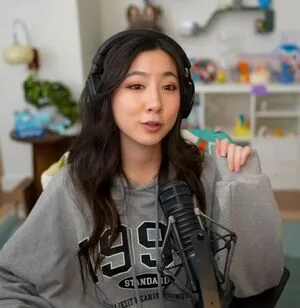 Fuslie OnlyFans Leaked Free Thumbnail Picture - #NqYsSfpMAk