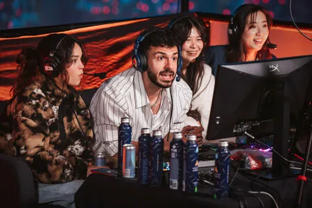 Fuslie OnlyFans Leaked Free Thumbnail Picture - #Q9s740vJHH