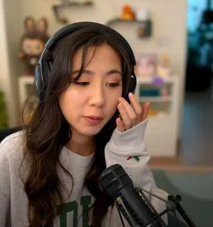 Fuslie OnlyFans Leaked Free Thumbnail Picture - #gwNpTuW3m2