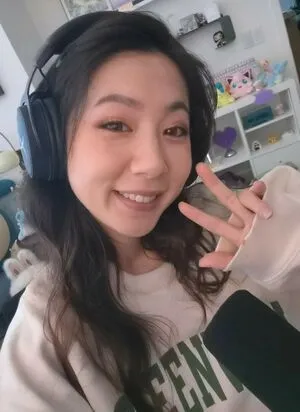 Fuslie OnlyFans Leaked Free Thumbnail Picture - #i88jtubGEh