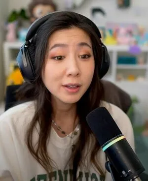 Fuslie OnlyFans Leaked Free Thumbnail Picture - #pNg7v0Hbs0