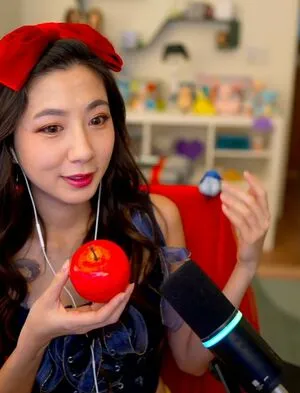 Fuslie OnlyFans Leaked Free Thumbnail Picture - #zBm38umhCg