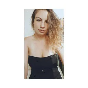 Fuzyfruzsina OnlyFans Leaked Free Thumbnail Picture - #P1INXStv0y