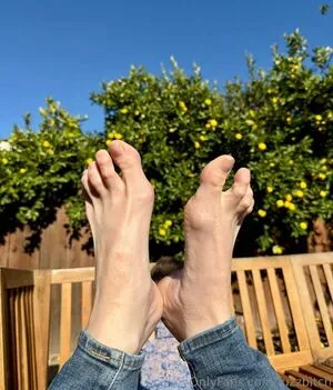 Fuzzbitch OnlyFans Leaked Free Thumbnail Picture - #nSD4zc7AHx