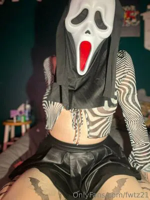 Fwtz21 OnlyFans Leaked Free Thumbnail Picture - #CmDw9gUXJl