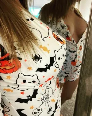 Fyr Wyf OnlyFans Leaked Free Thumbnail Picture - #bhbKJHusU5