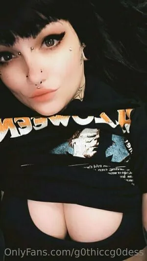 G0thiccg0dess OnlyFans Leaked Free Thumbnail Picture - #7msEQqbT33
