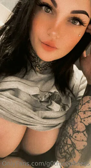 G0thiccg0dess OnlyFans Leaked Free Thumbnail Picture - #85KyUNoHEg