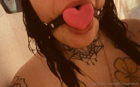 G0thiccg0dess OnlyFans Leaked Free Thumbnail Picture - #UGEaYK6vfD