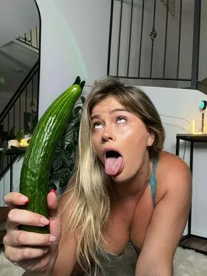 Gabi Macedo OnlyFans Leaked Free Thumbnail Picture - #dBCW7DjFBc