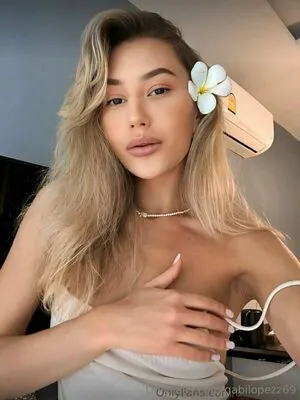Gabilopezz69 OnlyFans Leaked Free Thumbnail Picture - #KDZ0tJX6wb