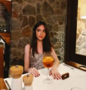 Gabriela Bee OnlyFans Leaked Free Thumbnail Picture - #C9vEx6Y2h2