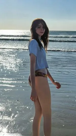 Gabriela Bee OnlyFans Leaked Free Thumbnail Picture - #GNoLtSUsvg