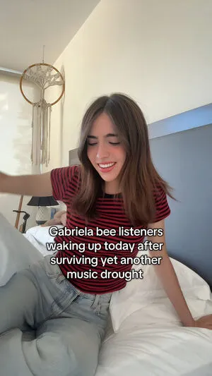 Gabriela Bee OnlyFans Leaked Free Thumbnail Picture - #q2b0klvWA6