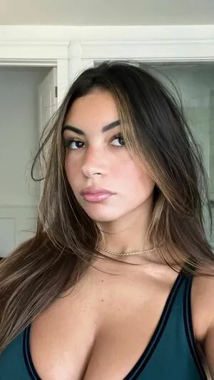 Gabriela Moura OnlyFans Leaked Free Thumbnail Picture - #GaFMTK5kzv