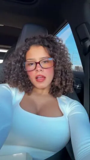 Gabriella Saraivah OnlyFans Leaked Free Thumbnail Picture - #SI0qW8cC54