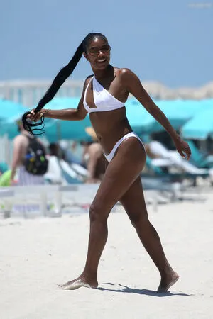 Gabrielle Union OnlyFans Leaked Free Thumbnail Picture - #3Sh2o9jxYu