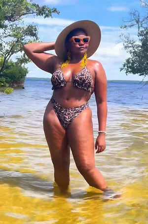 Gaby Amarantos OnlyFans Leaked Free Thumbnail Picture - #MpyGNbordS