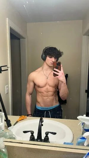 Gainsfromgeebs OnlyFans Leaked Free Thumbnail Picture - #7MPnE8ddsq