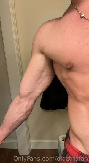 Gainsfromgeebs OnlyFans Leaked Free Thumbnail Picture - #ck0qsC28u0