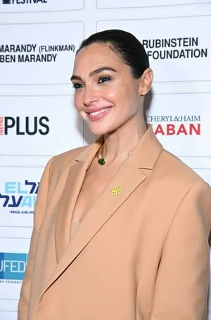 gal_gadot OnlyFans Leaked Free Thumbnail Picture - #11DrgdZ1CZ
