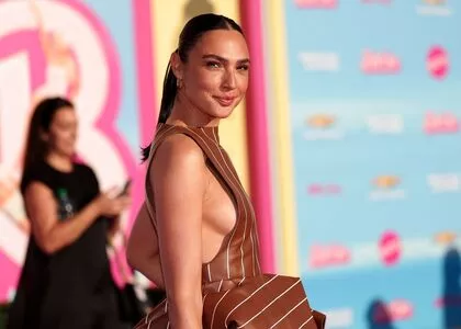 gal_gadot OnlyFans Leaked Free Thumbnail Picture - #1gkrFJ95Uz