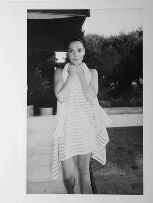 gal_gadot OnlyFans Leaked Free Thumbnail Picture - #4t8ZejW2Q0
