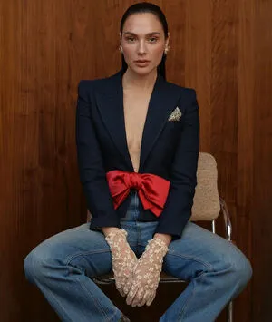 gal_gadot OnlyFans Leaked Free Thumbnail Picture - #Ao4VLGcTWO