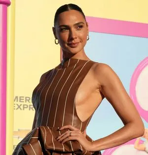 gal_gadot OnlyFans Leaked Free Thumbnail Picture - #D6DeqjKsJa