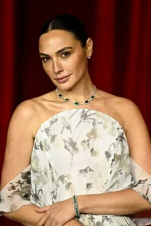 gal_gadot OnlyFans Leaked Free Thumbnail Picture - #HVxr1l8WsW
