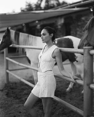 gal_gadot OnlyFans Leaked Free Thumbnail Picture - #LNOdhxa6sg