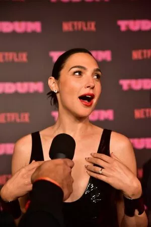 gal_gadot OnlyFans Leaked Free Thumbnail Picture - #PwWvgC07Bb