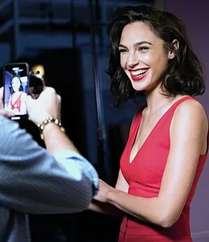 gal_gadot OnlyFans Leaked Free Thumbnail Picture - #RlEd8hr9Il