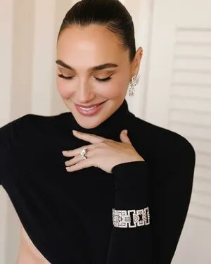 gal_gadot OnlyFans Leaked Free Thumbnail Picture - #SuWwv6Hyxo