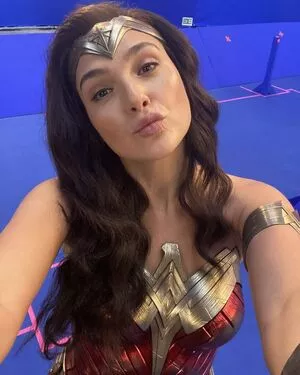 gal_gadot OnlyFans Leaked Free Thumbnail Picture - #UVWOt02YWG