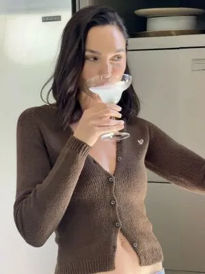gal_gadot OnlyFans Leaked Free Thumbnail Picture - #YAAhdiye3G