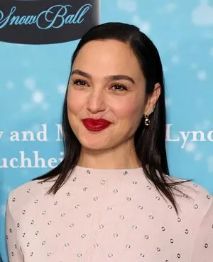 gal_gadot OnlyFans Leaked Free Thumbnail Picture - #aF3xU13732