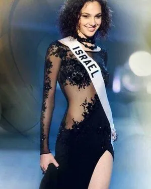 gal_gadot OnlyFans Leaked Free Thumbnail Picture - #e1s379sGEq