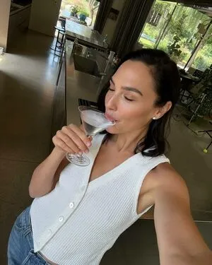 gal_gadot OnlyFans Leaked Free Thumbnail Picture - #k2WNIBrPxc