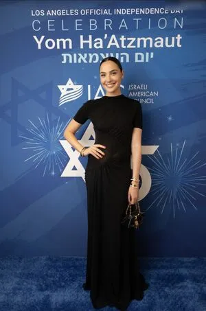 gal_gadot OnlyFans Leaked Free Thumbnail Picture - #v4hU7sKKWo
