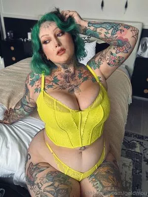 GaldaLou OnlyFans Leaked Free Thumbnail Picture - #7FVNWRuZ33