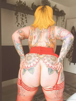 GaldaLou OnlyFans Leaked Free Thumbnail Picture - #DmNVstAXoi