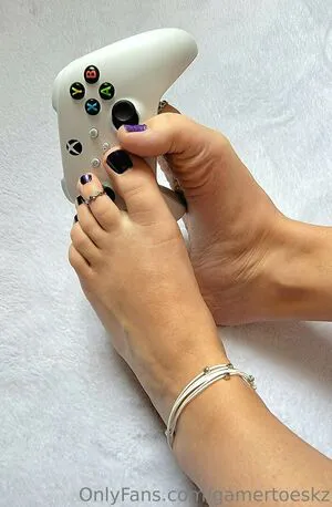 Gamertoeskz OnlyFans Leaked Free Thumbnail Picture - #TiqUF20ARp